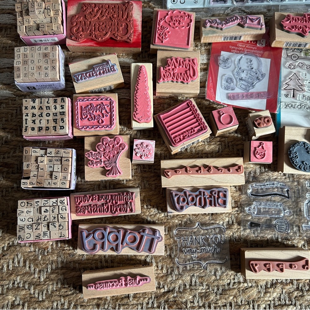 Assorted Rubber Stamp Collection - Picture 4 of 5